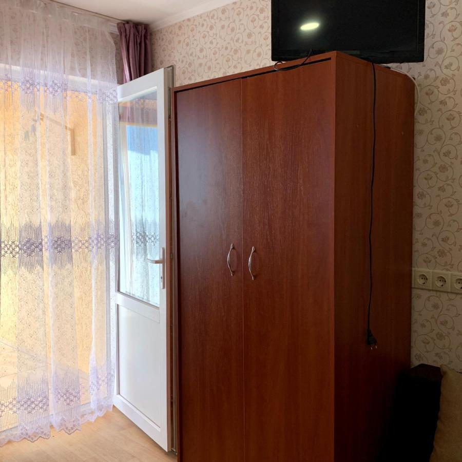 Guest House Santin Tsjornomorsk Eksteriør bilde